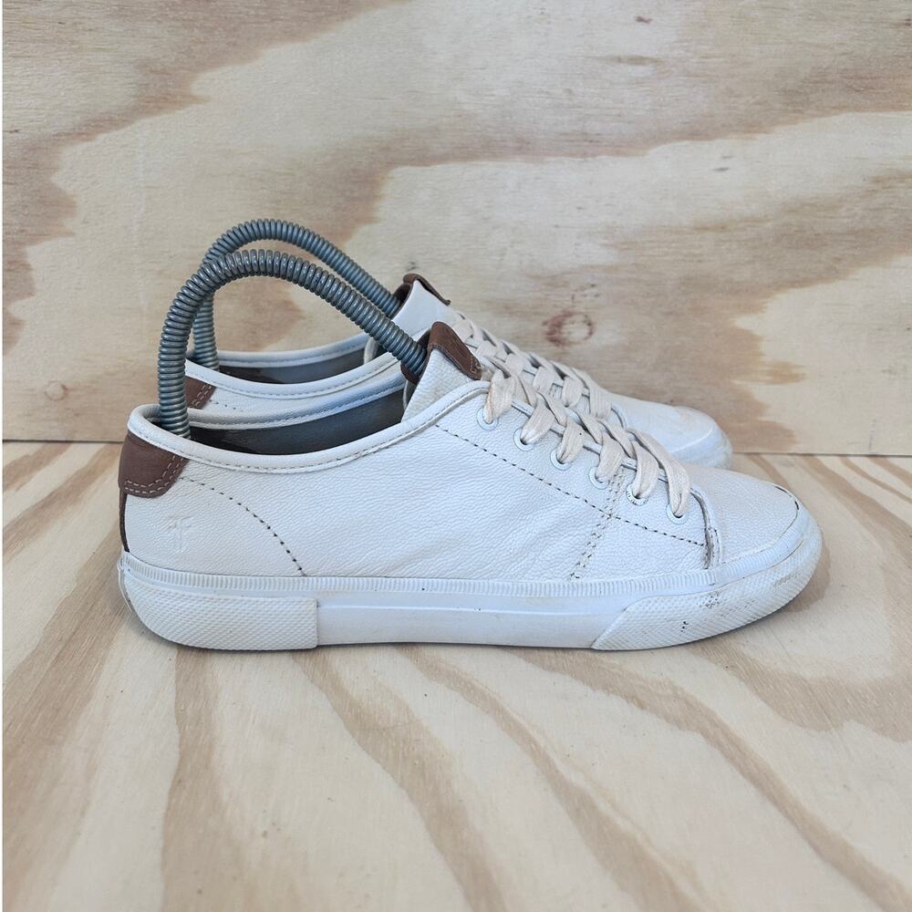 Frye - Gia Low Top Lace - Sneakers - White - Women - 6M - 3471701-WHT
